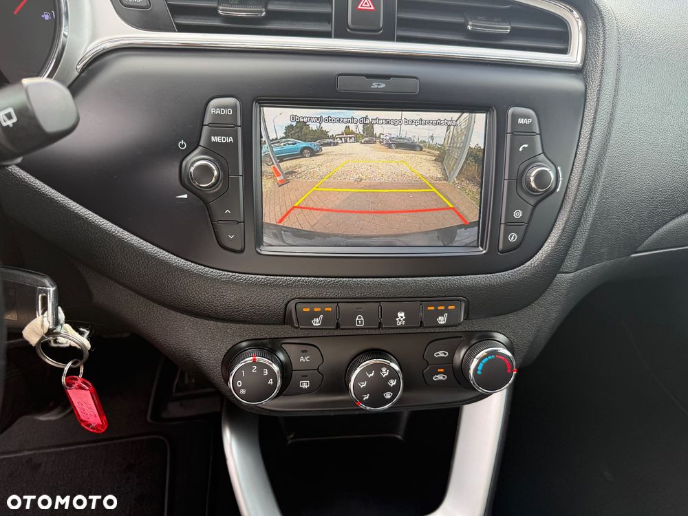 Kia Ceed 1.4 CVVT Dream-Team Edition - 13