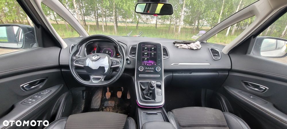 Renault Scenic ENERGY TCe 130 INTENS - 17