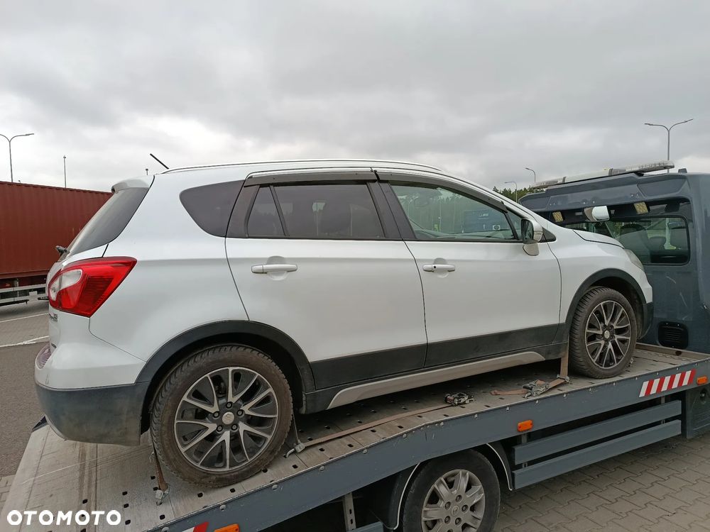 Suzuki SX4 S-Cross 1.6 VVT CVT 4x4 limited - 5
