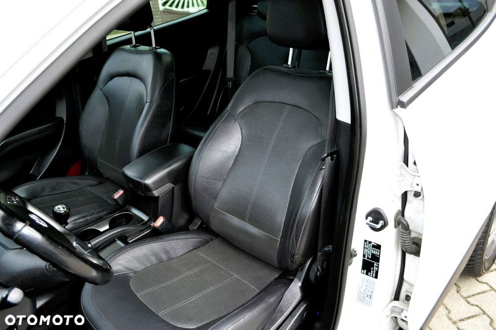 Hyundai ix35 2.0 GDI Premium 2WD - 22