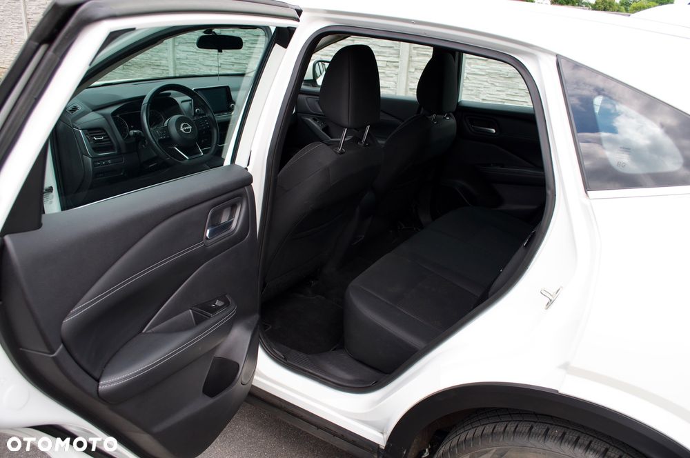 Nissan Qashqai 1.3 DIG-T MHEV Acenta Xtronic - 9