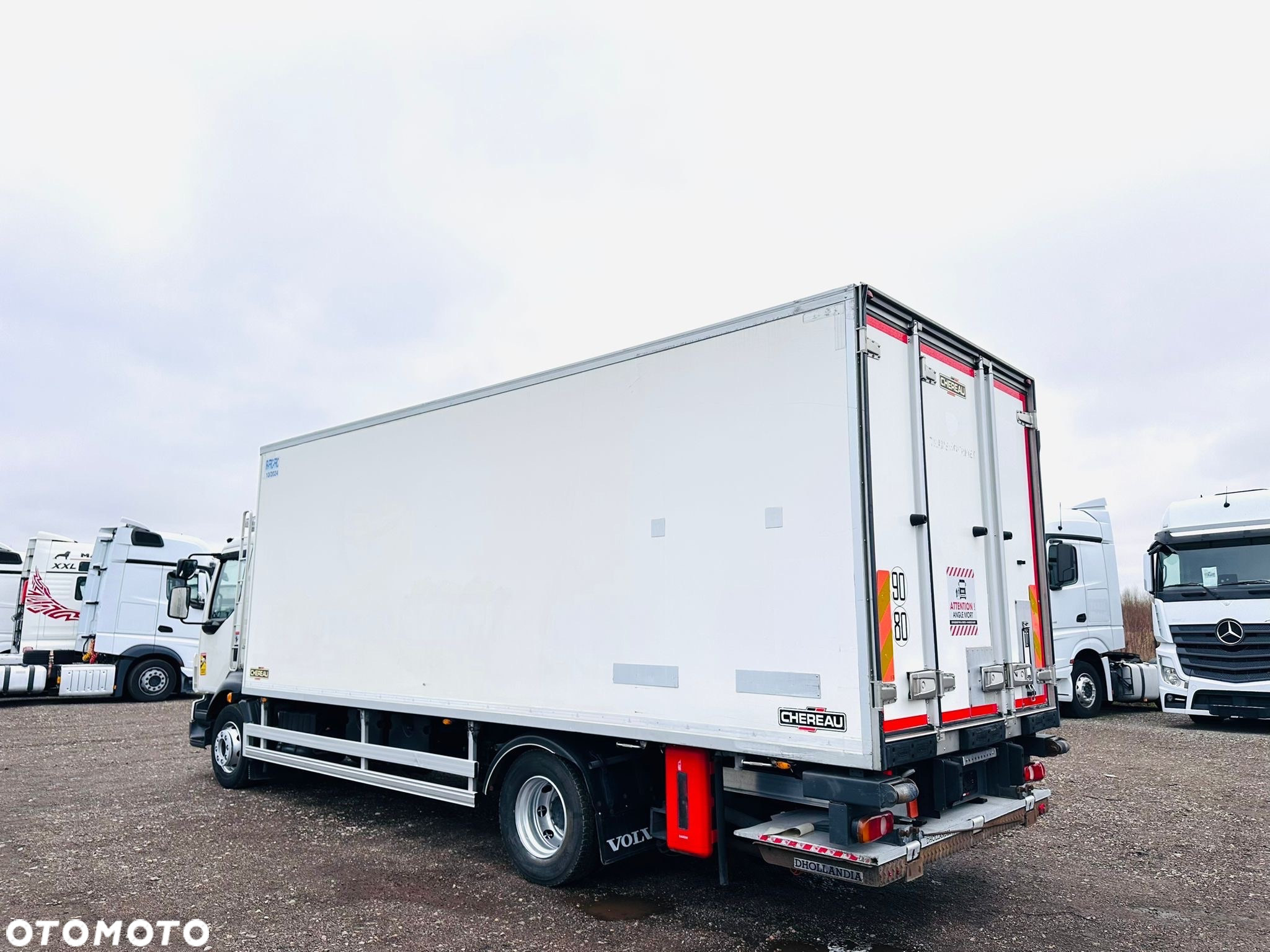 Volvo FL 260 / CHŁODNIA z TERMOKING AGREGAT / DMC 16000kg / WINDA - 8
