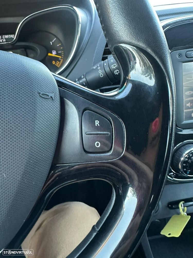 Renault Captur 1.5 dCi Exclusive EDC - 17