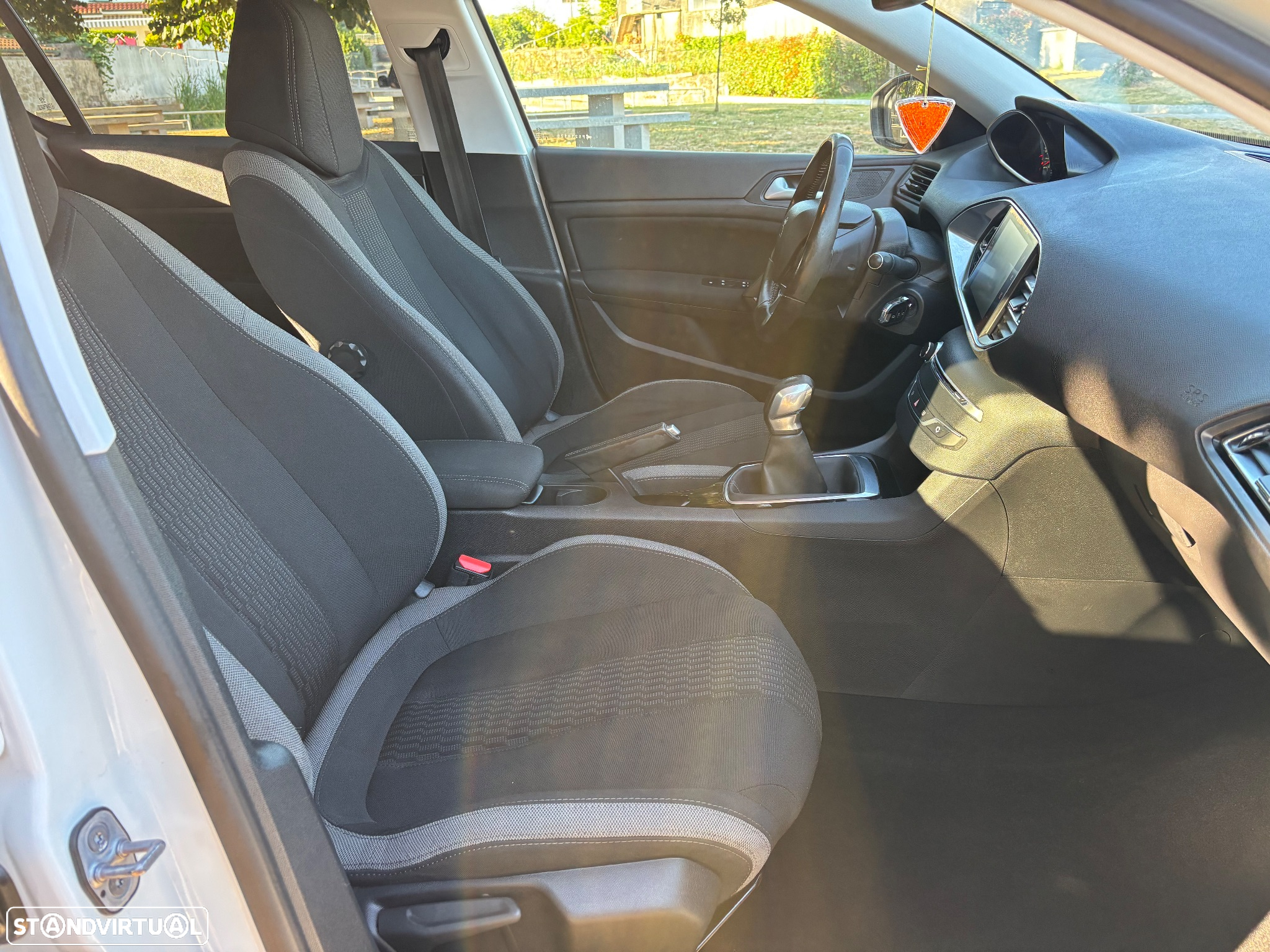 Peugeot 308 PureTech 110 Stop & Start Style - 12
