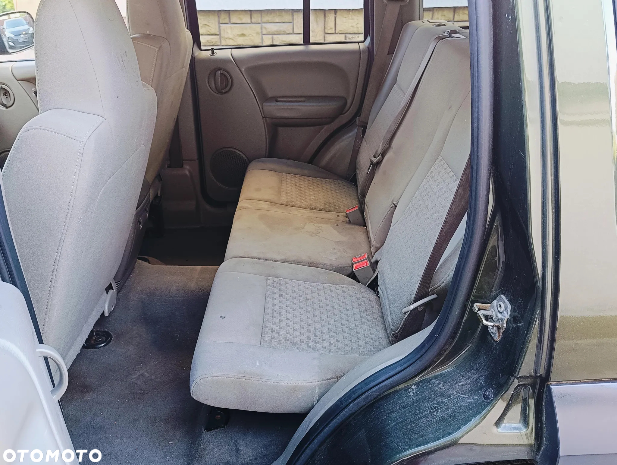 Jeep Liberty 3.7 4x4 - 23
