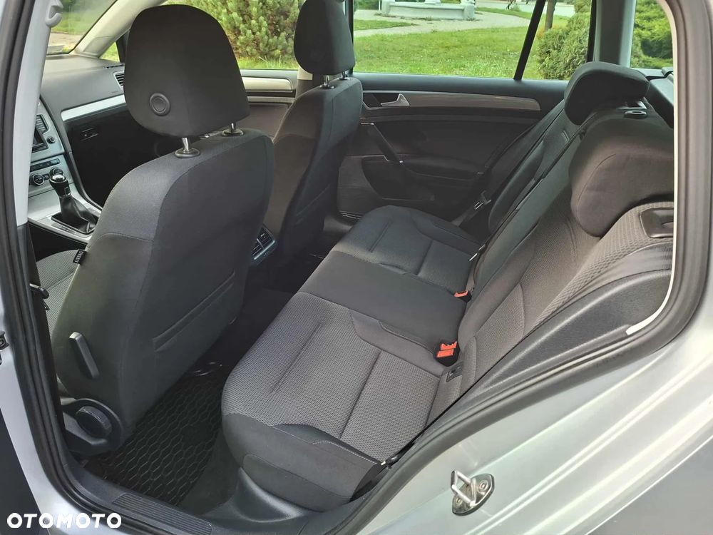 Volkswagen Golf 2.0 BlueTDI Comfortline - 8