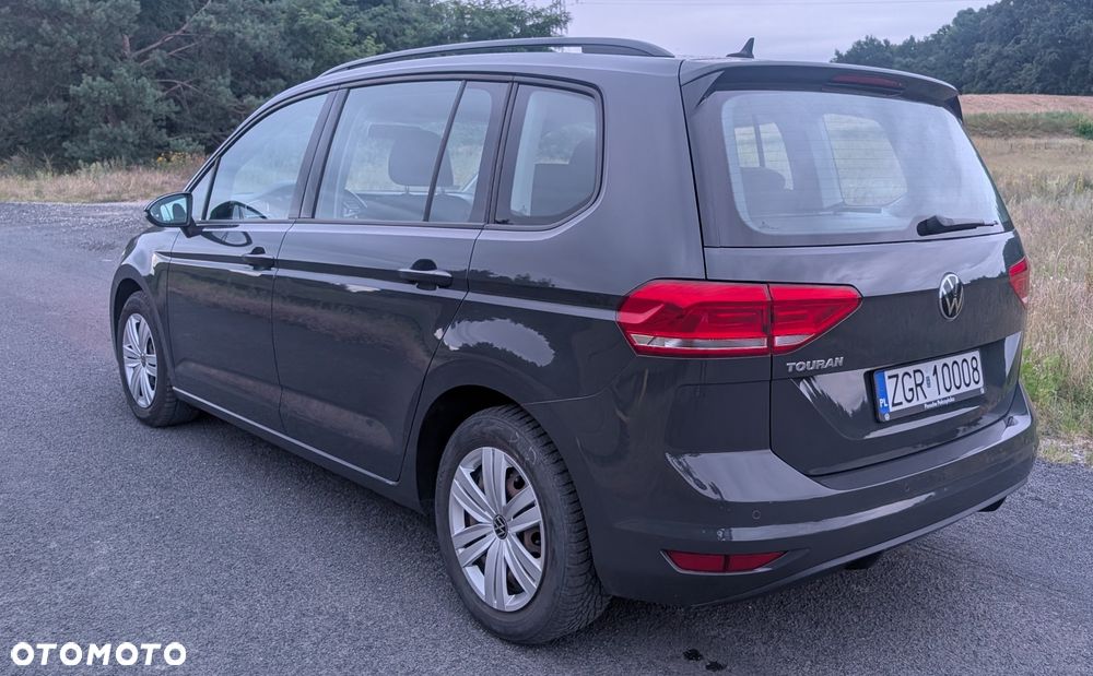 Volkswagen Touran - 3