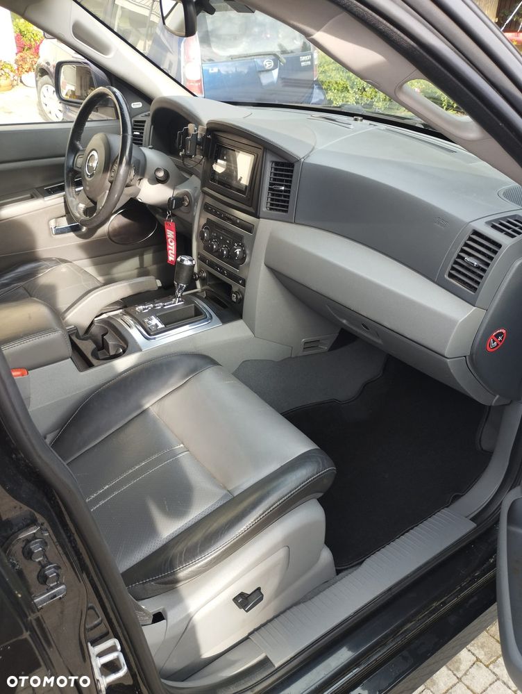 Jeep Grand Cherokee - 6