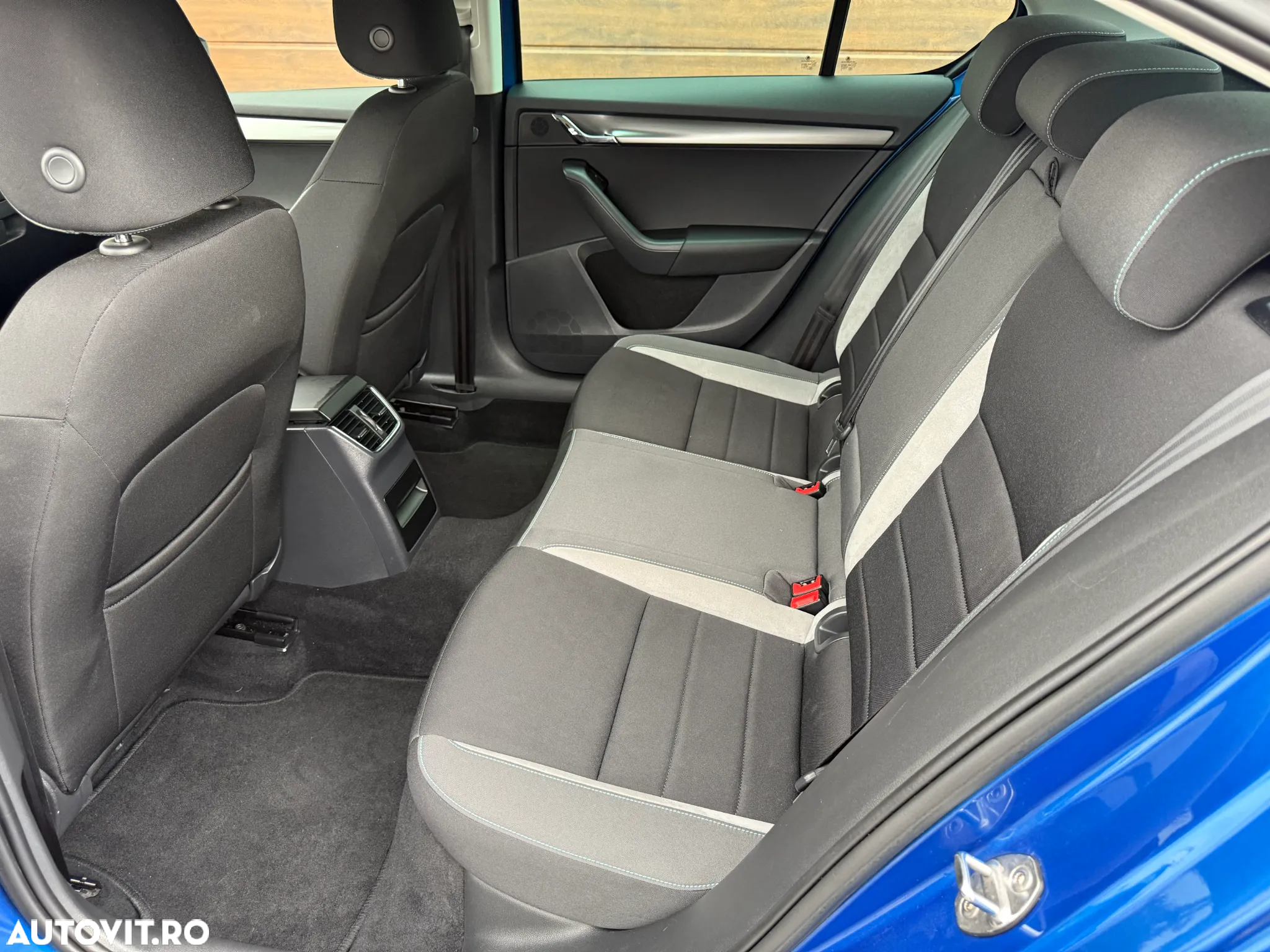 Skoda Octavia 2.0 TDI (Green tec) Joy - 13