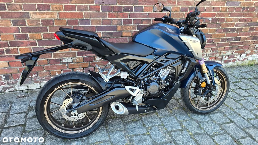 Honda CB - 24