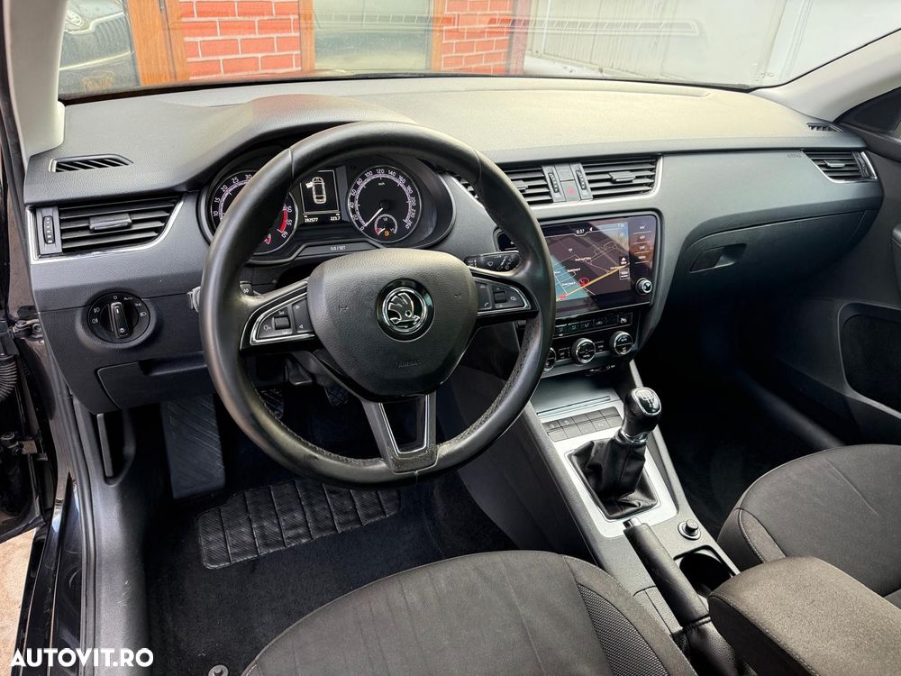 Skoda Octavia - 24