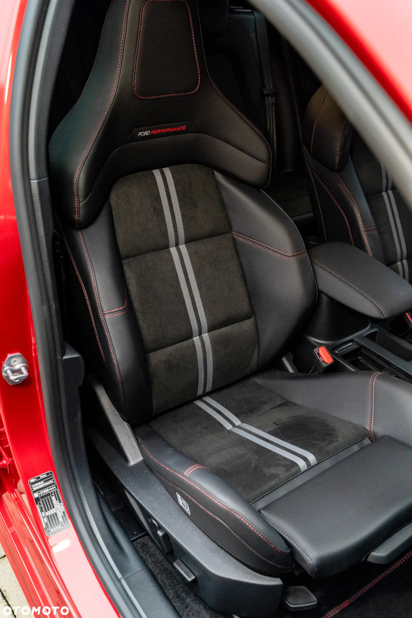 Ford Focus 2.3 EcoBoost ST - 21