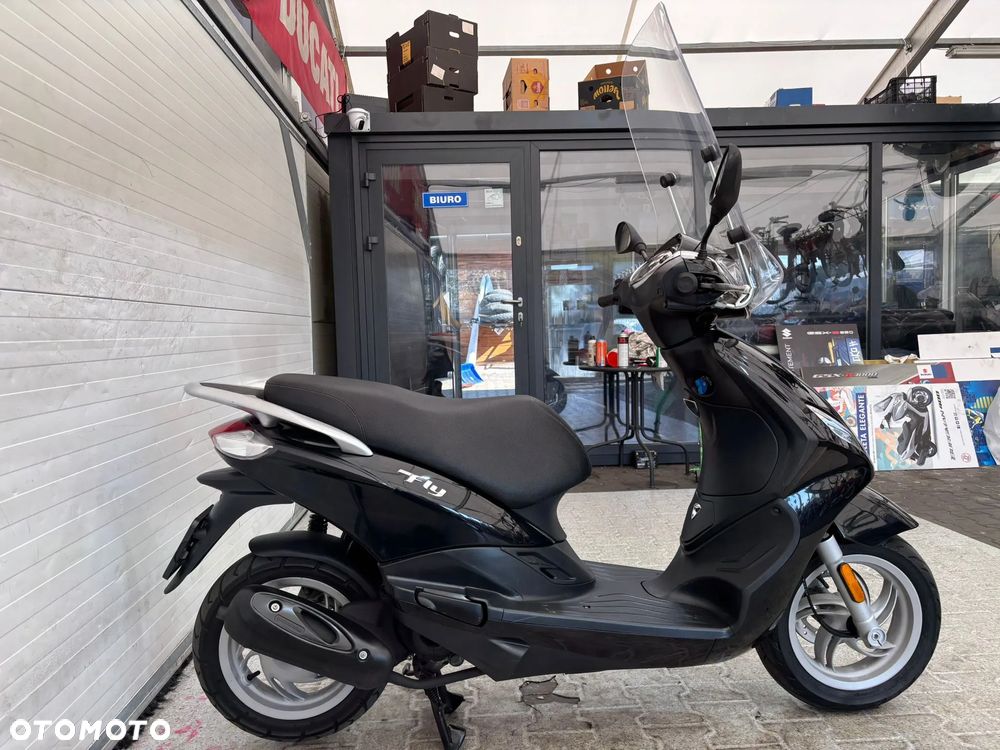 Piaggio FLY - 2