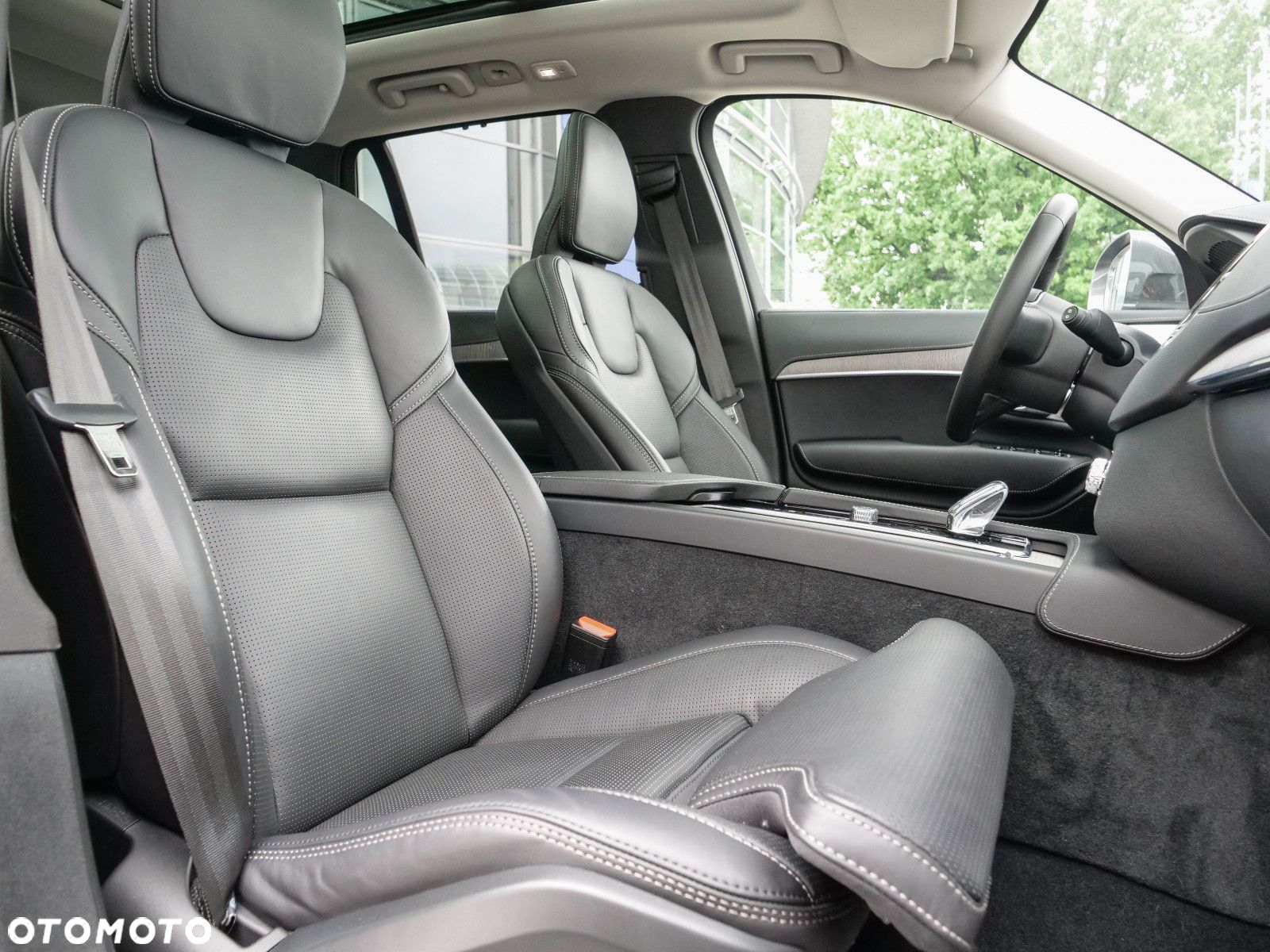 Volvo XC 90 - 32