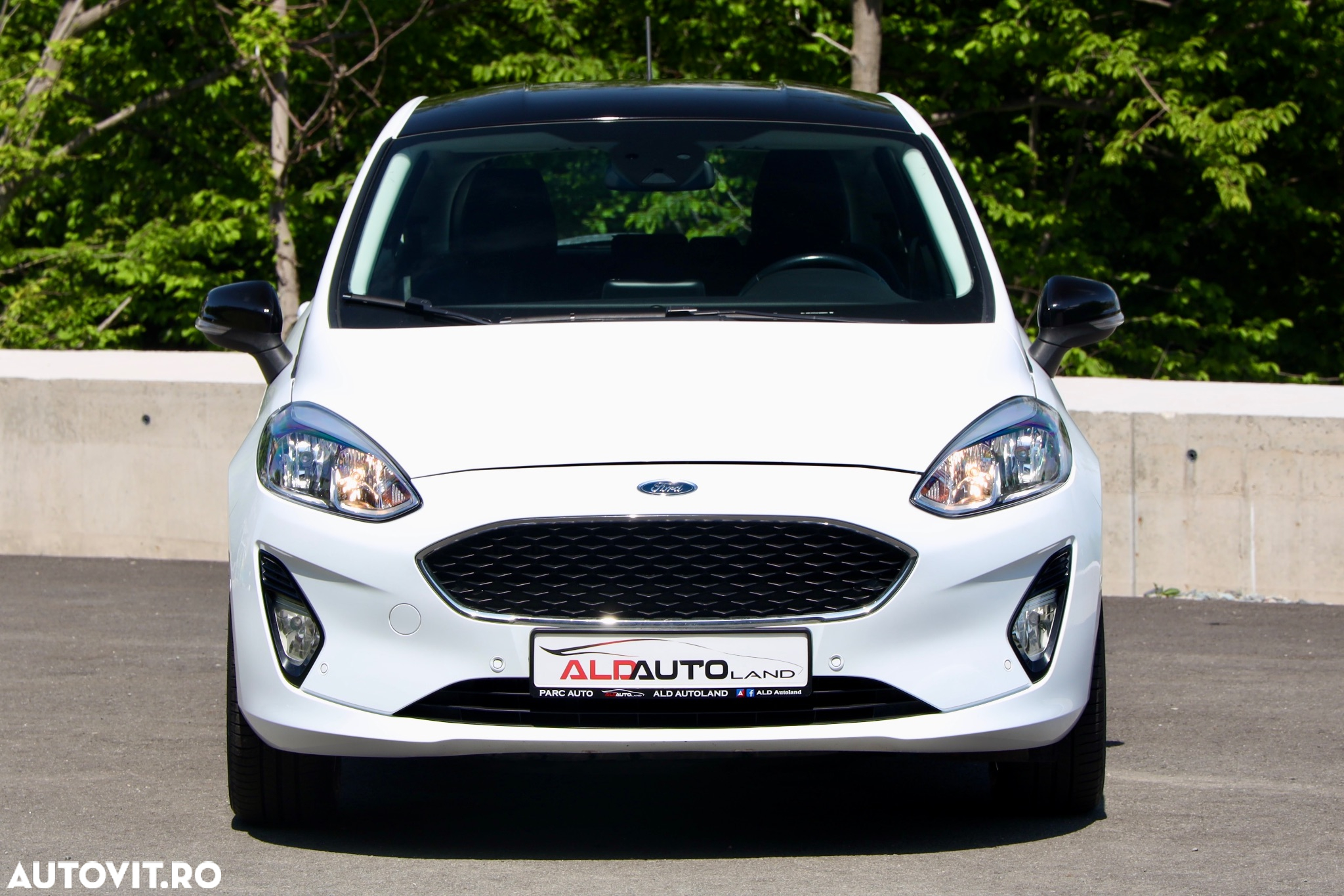 Ford Fiesta 1.0 EcoBoost Powershift Trend - 36