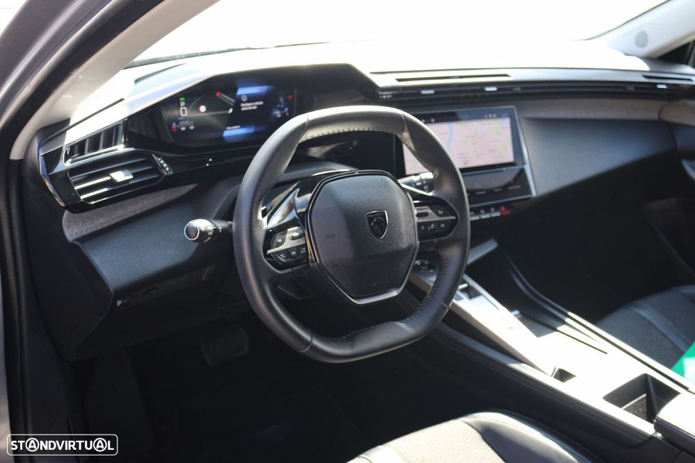 Peugeot 308 1.2 PureTech Allure EAT8 - 33
