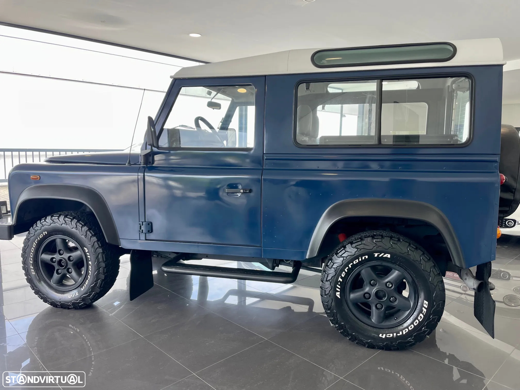 Land Rover Defender 90 2.5 TD5 Metal Top - 7
