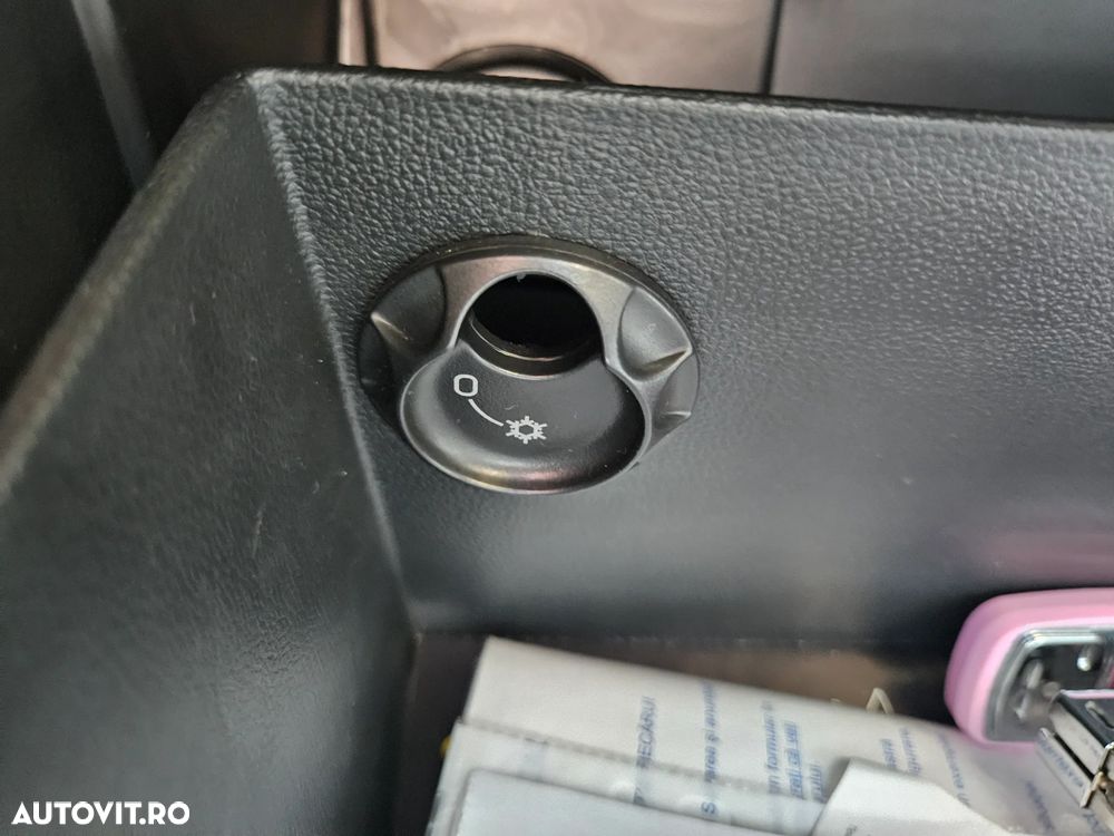 Volkswagen Jetta 2.0 TDI DSG Comfortline - 18