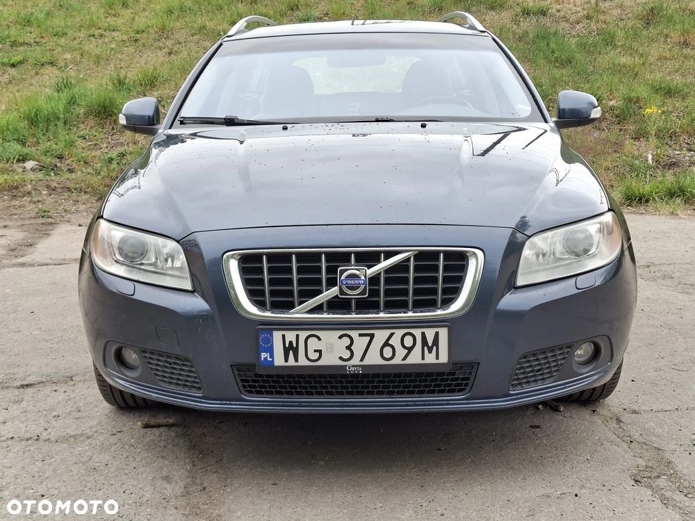 Volvo V70 D5 AWD DPF Edition Comfort - 2