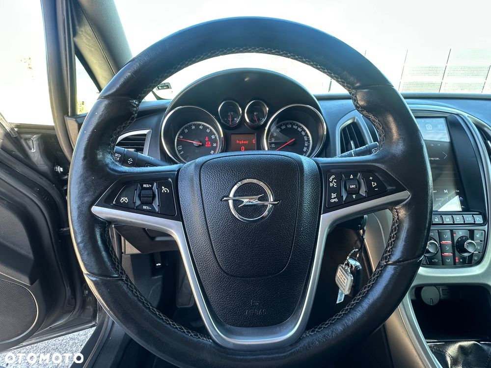 Opel Astra 1.4 Turbo Cosmo - 17