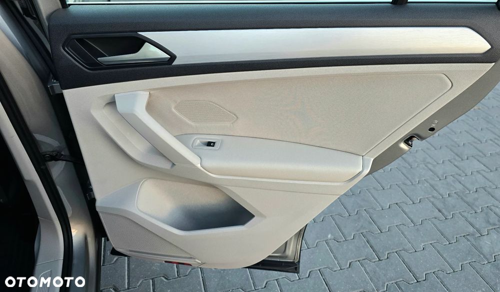 Volkswagen Tiguan 1.5 TSI OPF DSG URBAN SPORT - 35