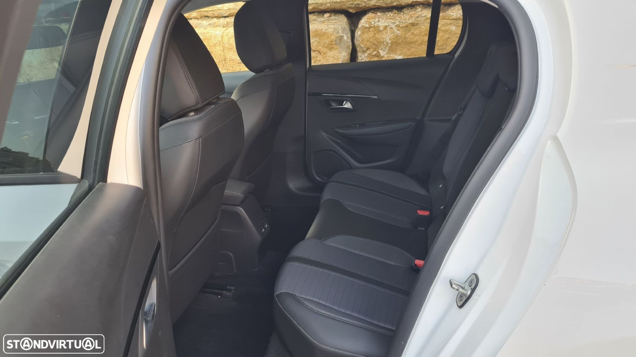 Peugeot 208 1.5 BlueHDi Allure - 45