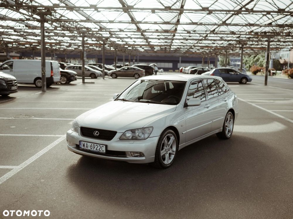 Lexus IS 200 SC Prestige - 1