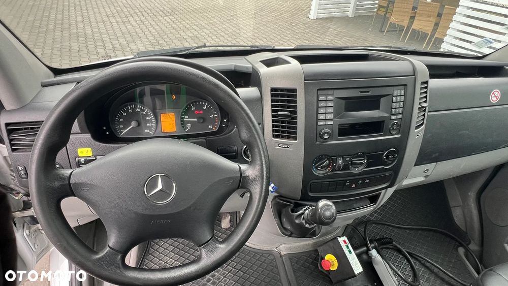 Versalift VTX-240 na MB Sprinter 314CDI 55.000 EUR netto - 5