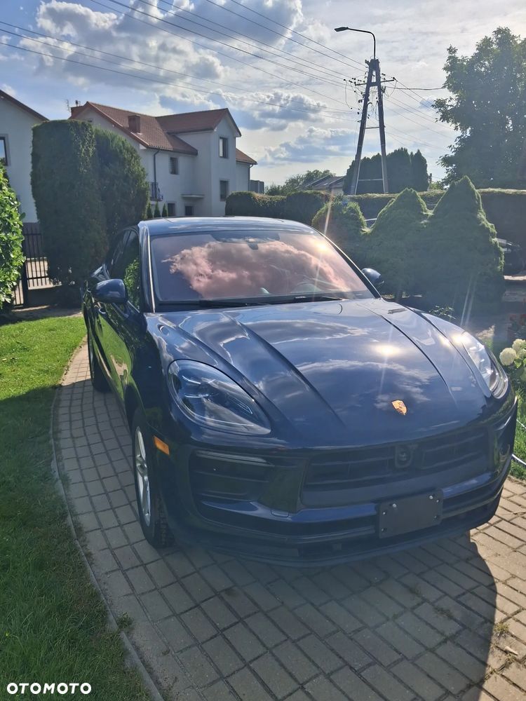 Porsche Macan Standard - 1