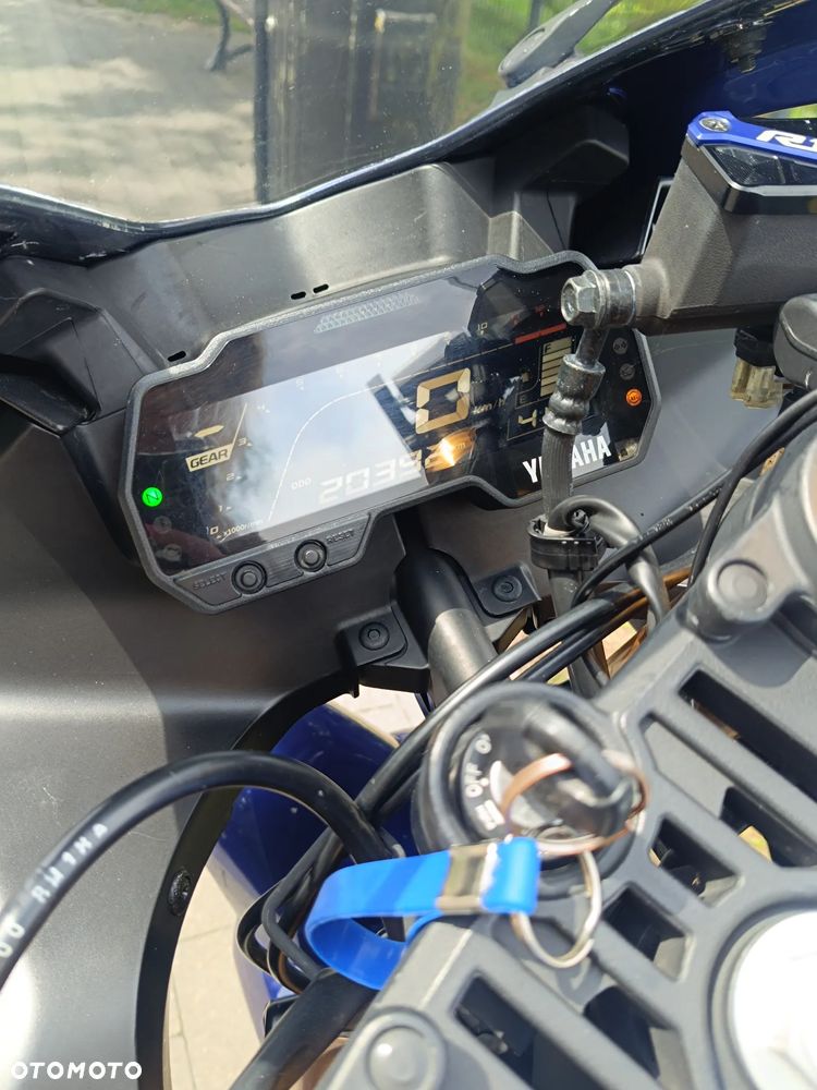 Yamaha YZF - 7