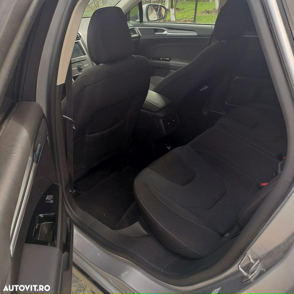 Ford Mondeo 2.0 TDCI Start-Stopp PowerShift-Aut Titanium - 10