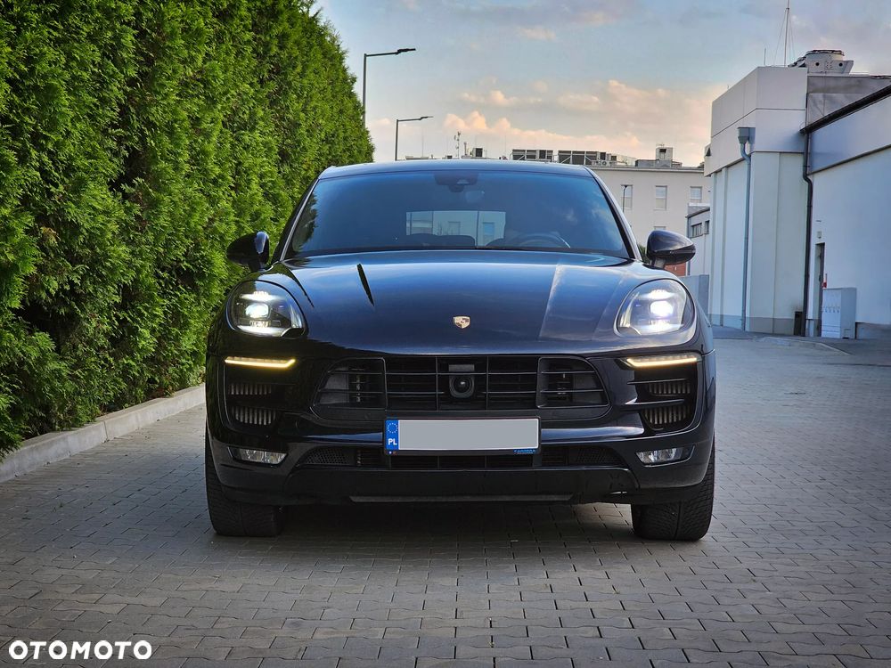 Porsche Macan GTS - 2