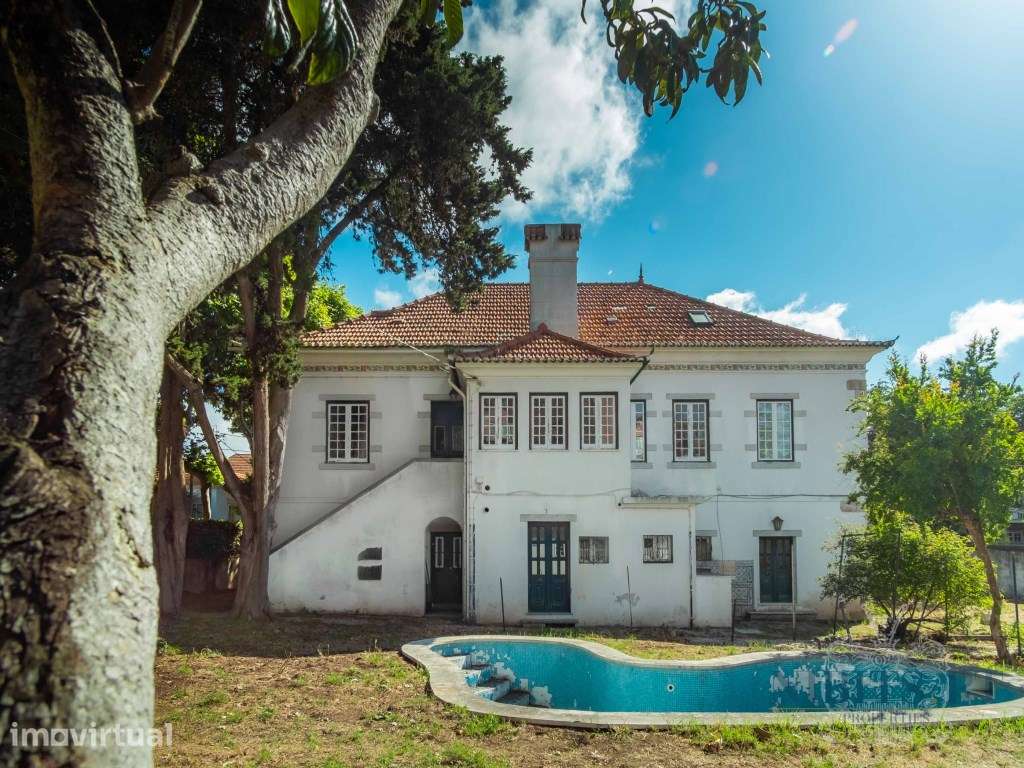 Encantadora Moradia Familiar Histórica T7 no Coração de Cascais - Grande imagem: 3/18