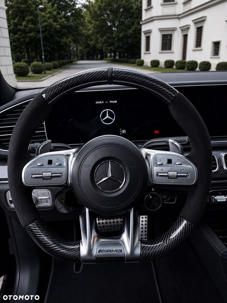 Mercedes-Benz GLS - 13