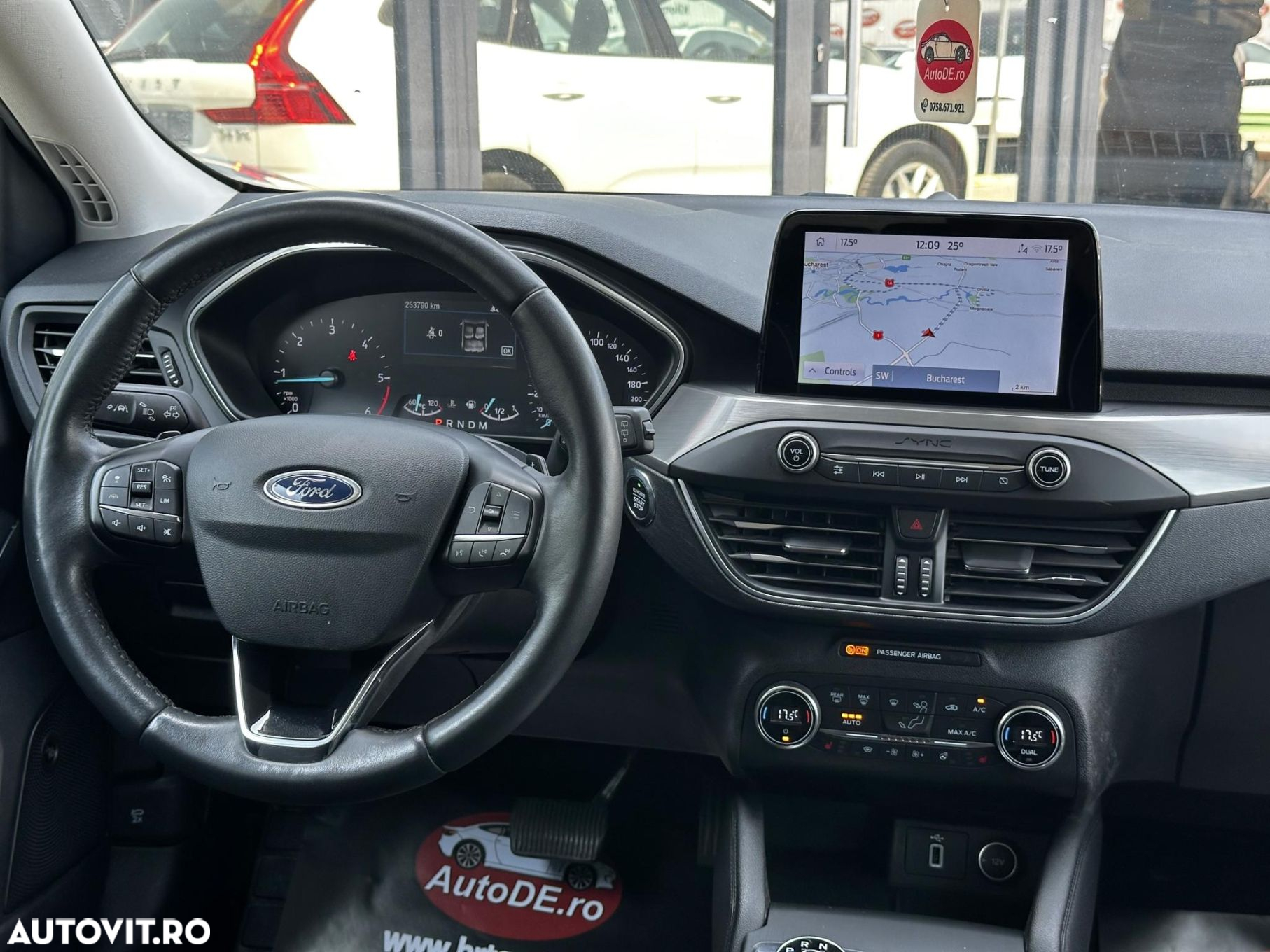 Ford Focus - 9