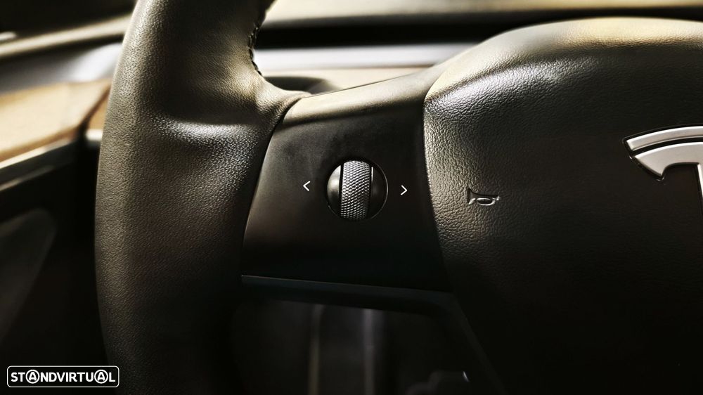 Tesla Model Y Tração Traseira - 18