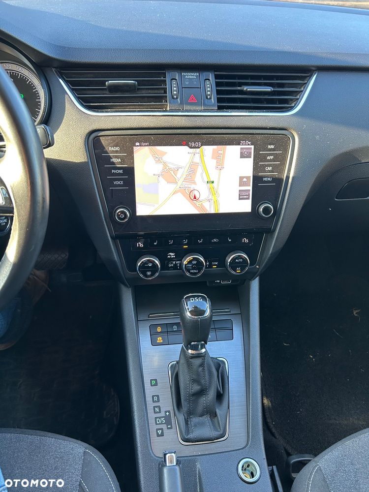 Skoda Octavia 2.0 TDI SCR Ambition DSG - 5