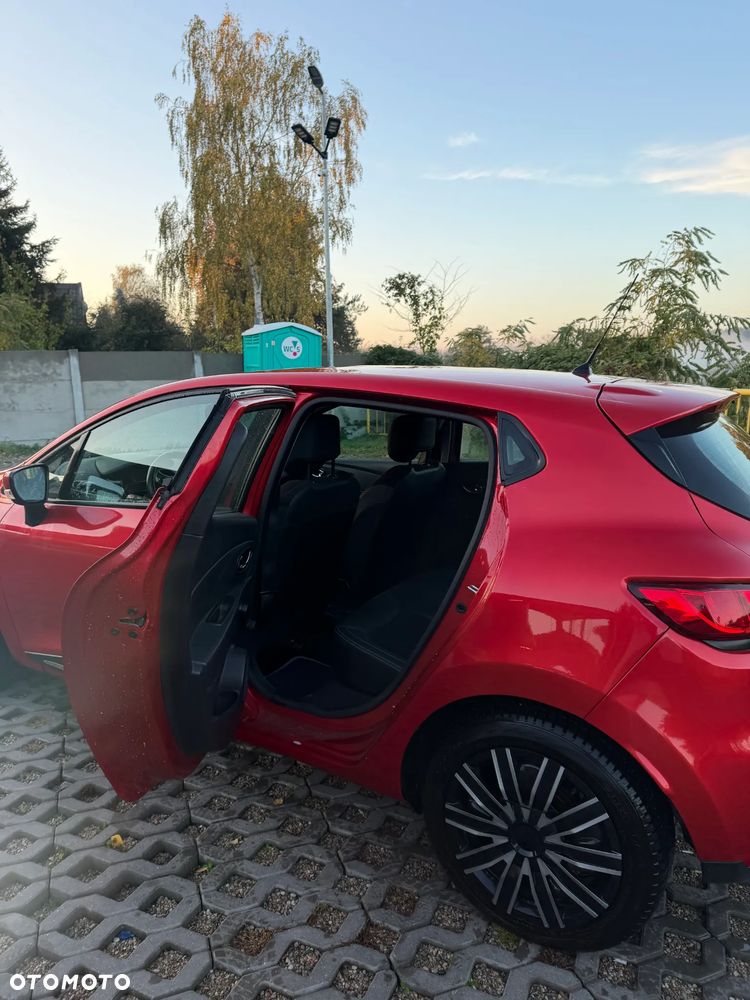 Renault Clio - 6