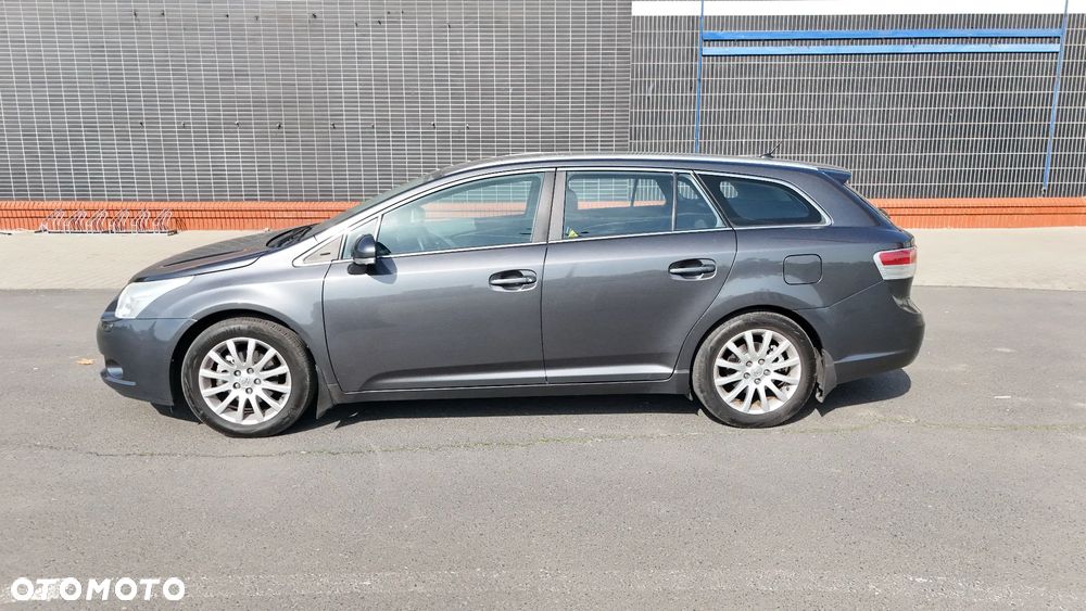 Toyota Avensis 1.8 Edition - 19