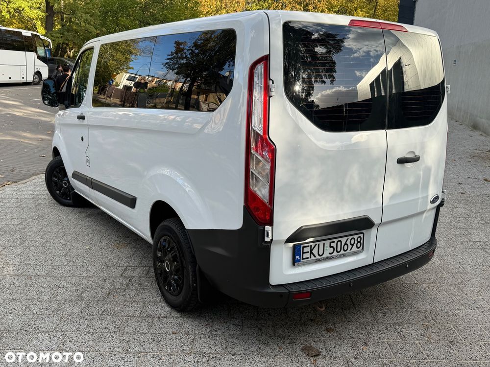 Ford Transit Custom - 11