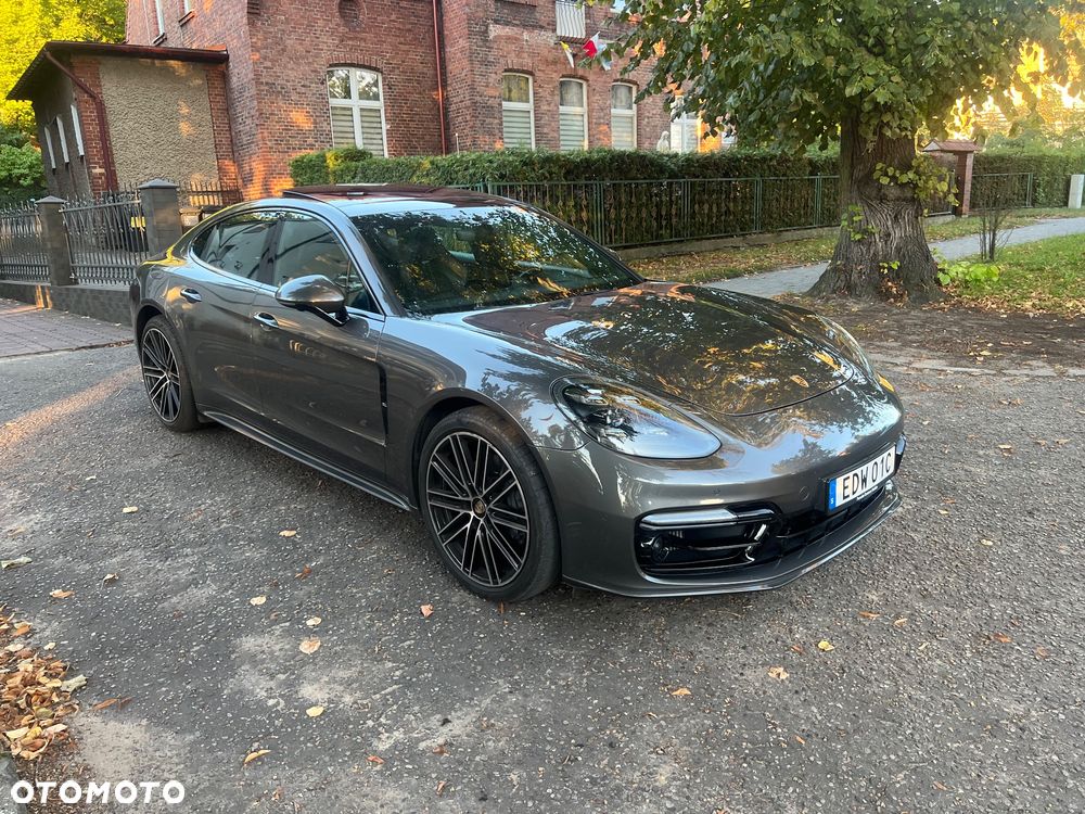 Porsche Panamera 4S - 9