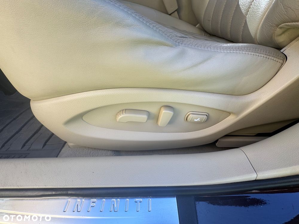 Infiniti EX 2010