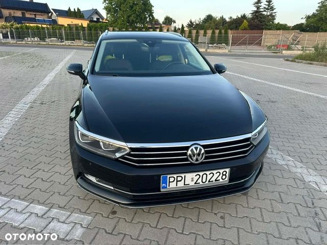 Volkswagen Passat 2.0 TDI SCR DSG Comfortline - 11