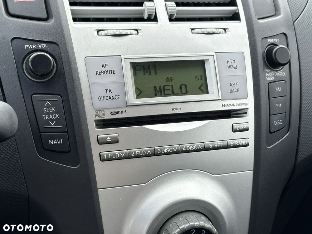 Toyota Yaris 1.0 VVT-i Comfort - 24