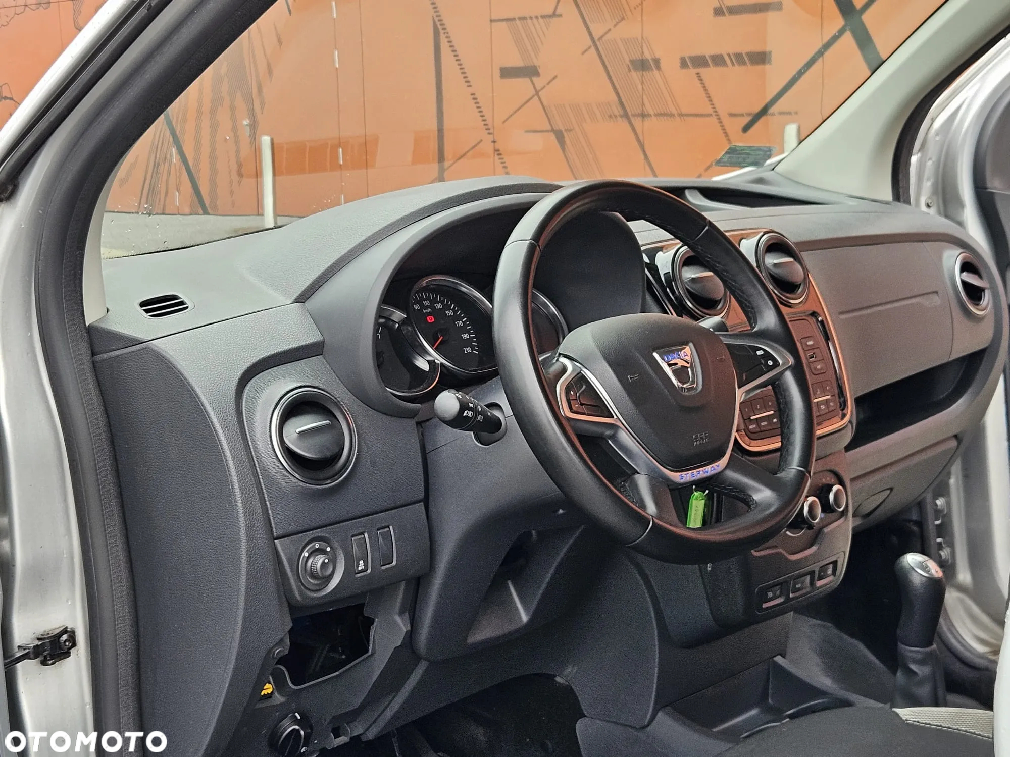 Dacia Dokker 1.6 SCe Stepway - 16