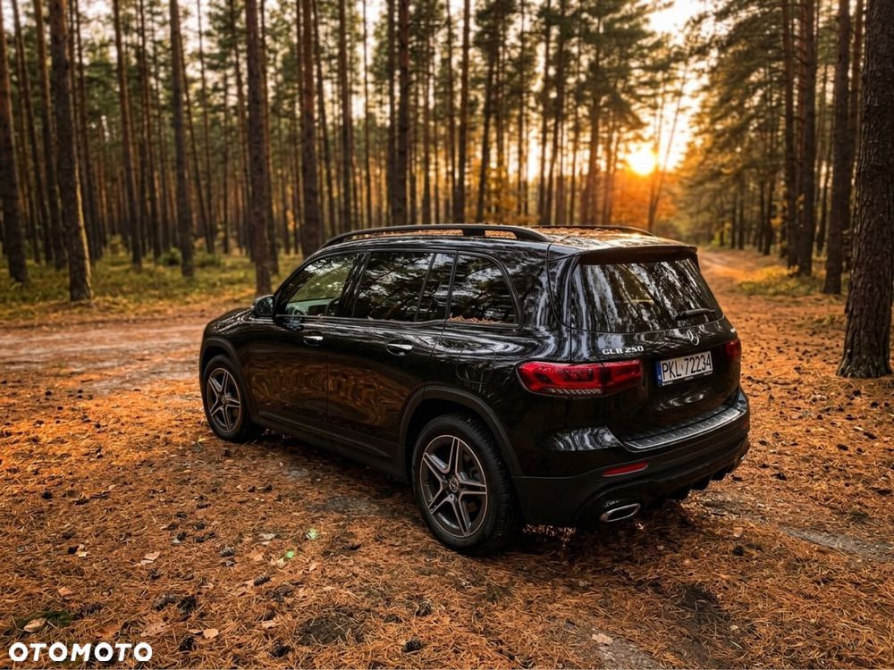 Mercedes-Benz Glb 2021 photo 3