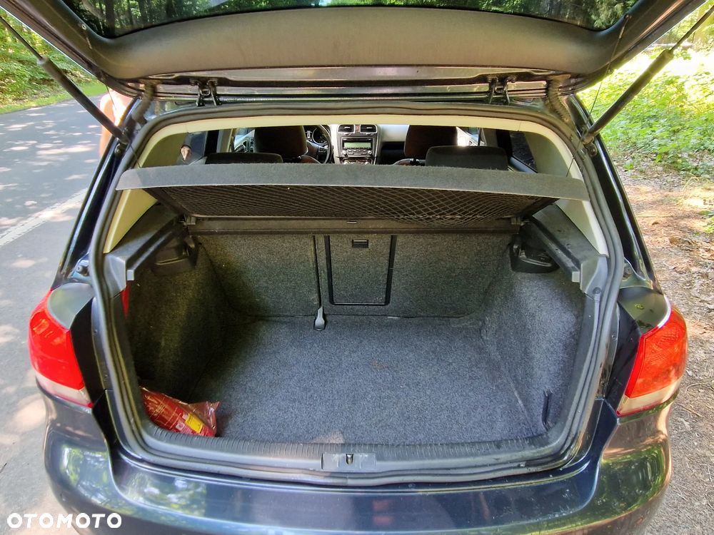 Volkswagen Golf 1.6 TDI Comfortline - 9