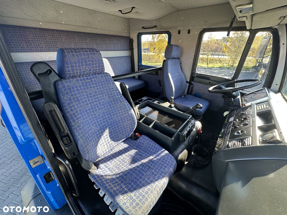 MAN LE 18.220 Wywrotka 3-stronna HDS HIAB 085 - 24