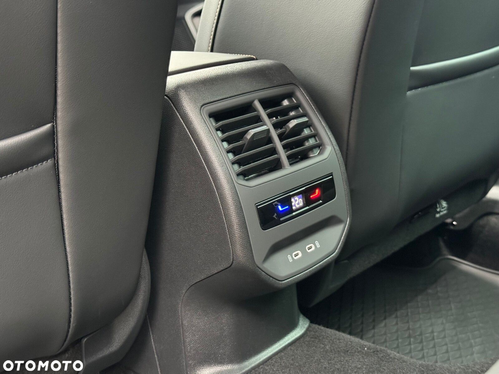 Cupra Formentor 1.5 eTSI mHEV DSG - 27