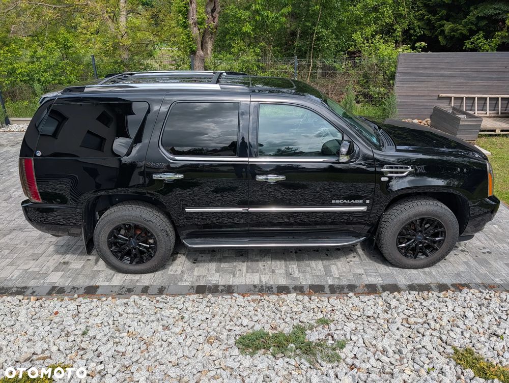 Cadillac Escalade 6.2 V8 Sport Luxury - 4